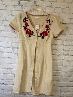 🌹 Cottagecore Floral Embroidered Dress – Ba&vely Button Front Mini – Size Small